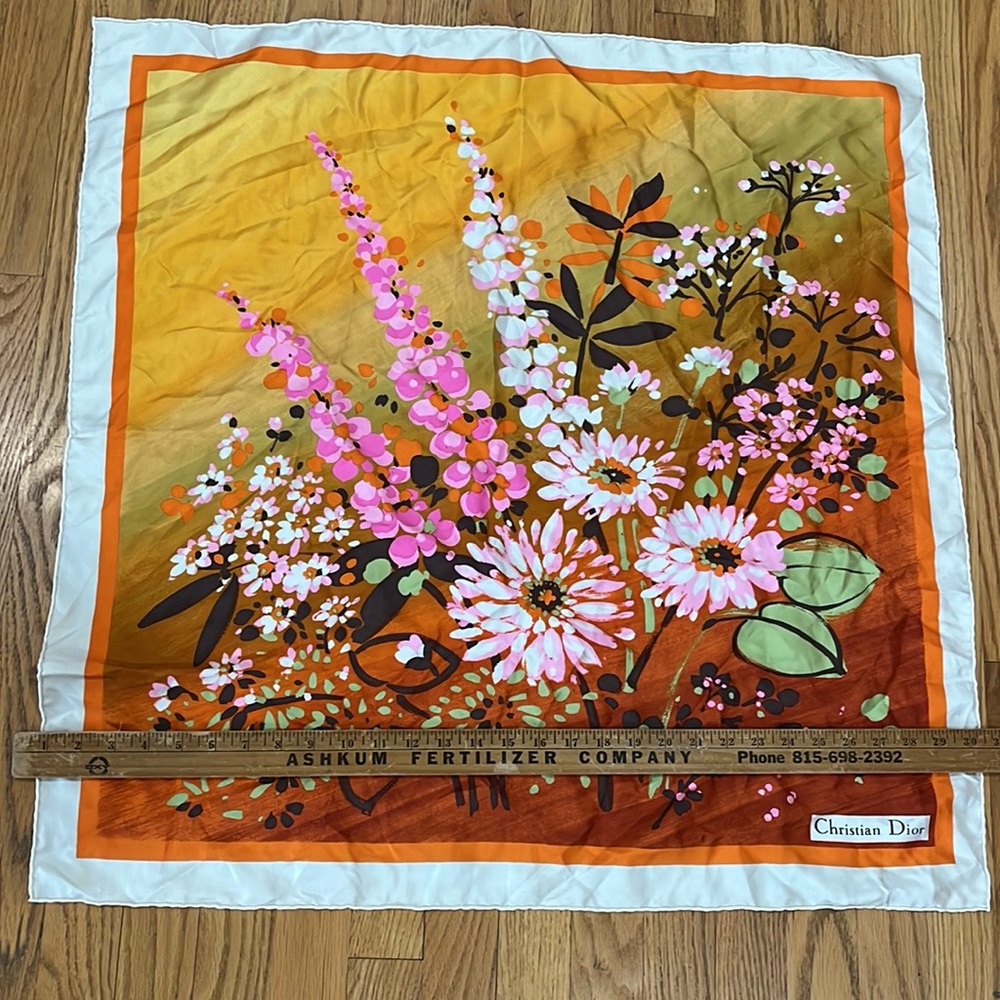 Vintage CHRISTIAN DIOR Vibrant Floral Print Silk Scarf~Made in France~MCM - Picture 6 of 9